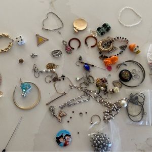 1lbs of Costume Jewelry Bracelets - Lot of Bracelets - No Signed Pieces